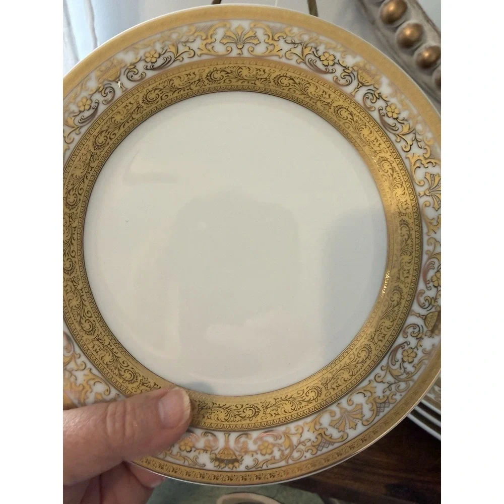 VTG GNA 9 Fine Porcelain Salad Plates Set of 4‎ Gold Encrusted Gold Trim 7-3/4